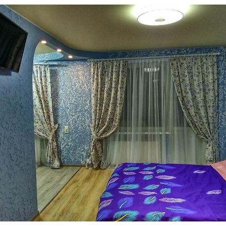 2Х Кімнатна Квартира На Вулиці Лесі Українки Uzyn エクステリア 写真